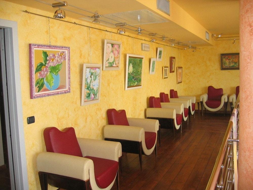 Art & Aeroporto 4*