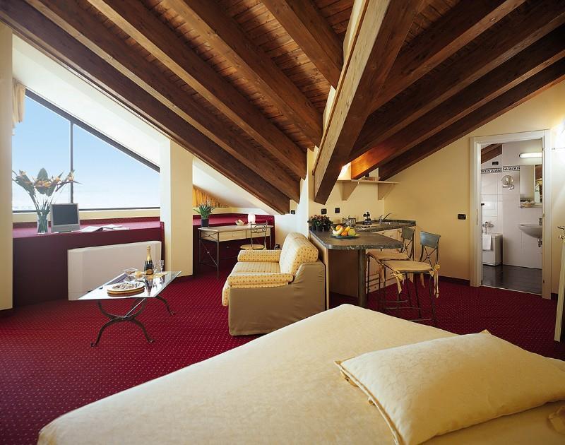 Art & Aeroporto 4* Stezzano